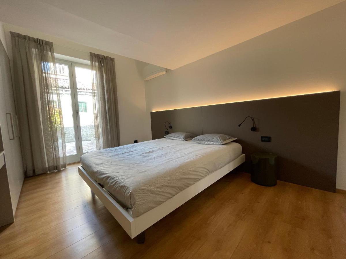 Lovely Loft Molo เมนาจโจ ภายนอก รูปภาพ