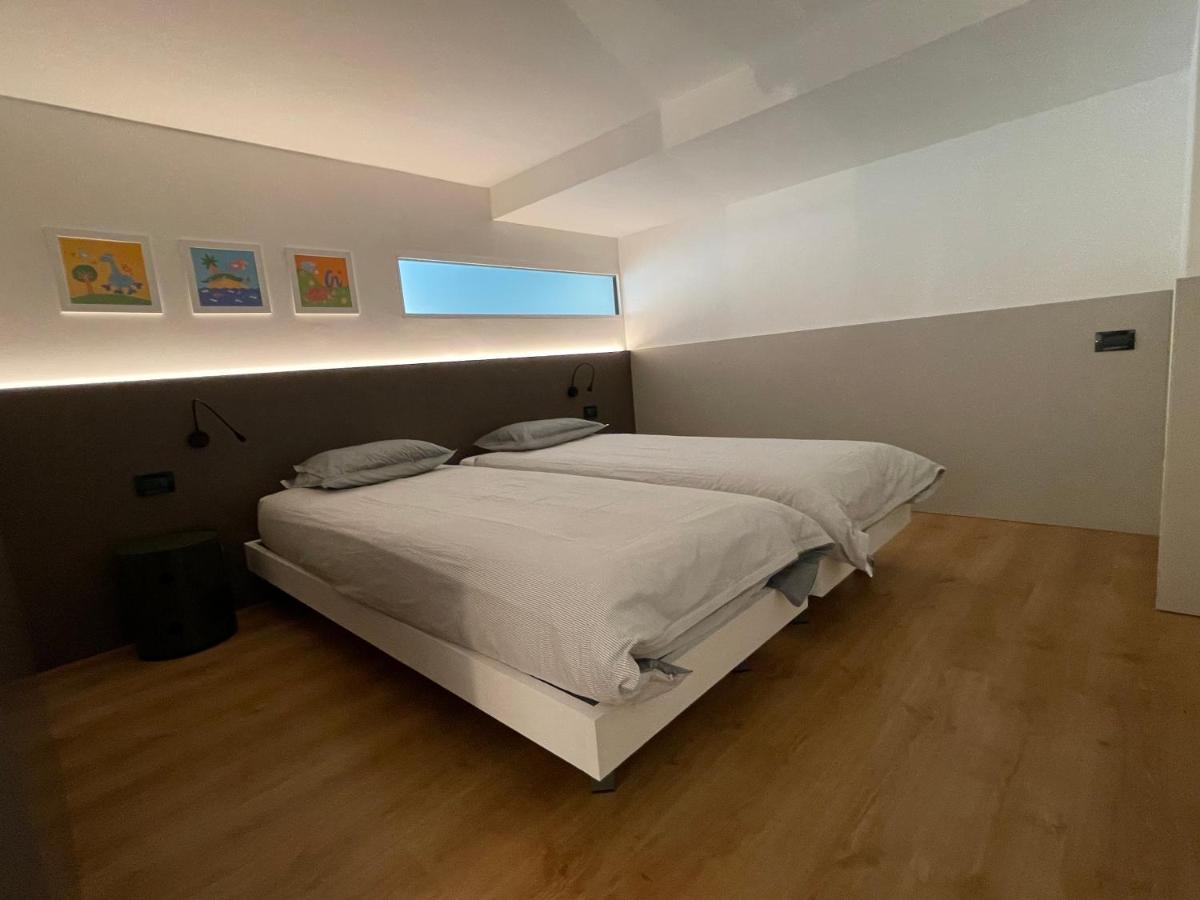 Lovely Loft & Flat เมนาจโจ ภายนอก รูปภาพ