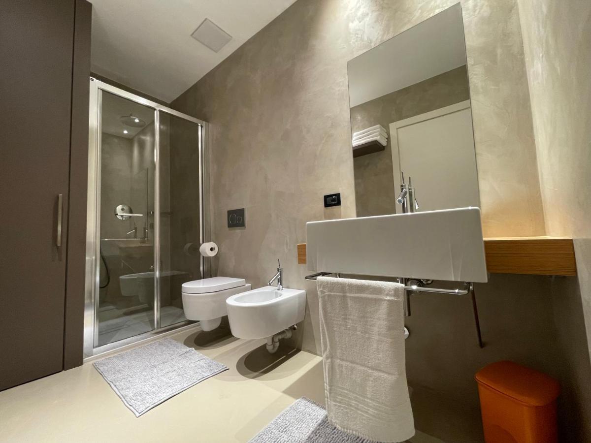 Lovely Loft & Flat เมนาจโจ ภายนอก รูปภาพ